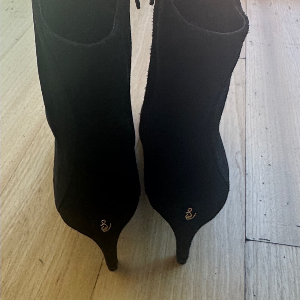 Sam Edelman Black Suede Ankle Boots - Picture 2 of 5